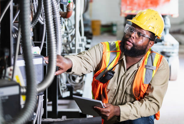 Best Circuit Breaker Repair  in Livingston, TN